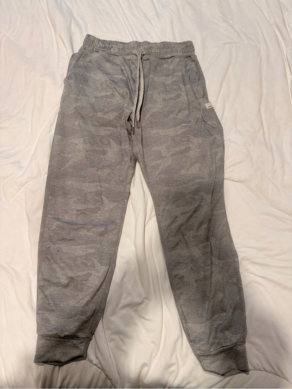Vuori Women's Gray Camo Jogger Pants